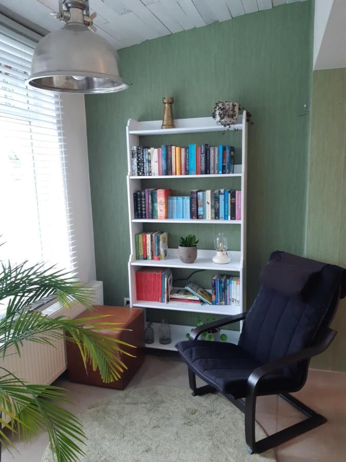 Our Lily House, Een Gezellig Familiehuis In Rustige Omgeving Hébergement de vacances